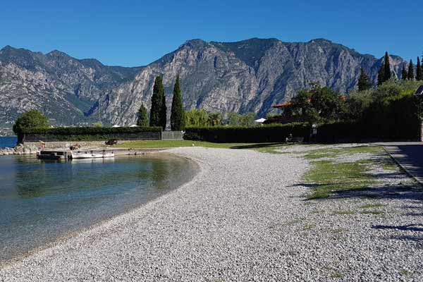 Malcesine, situato sulla sponda orientale del Lago di Garda, è il più caratteristico dei paesi del Lago di Garda