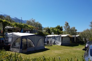 Camping Campagnola ist in der wunderschoenen Bucht von Campagnola gelegen