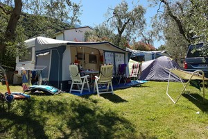 Camping Campagnola ist in der wunderschoenen Bucht von Campagnola gelegen