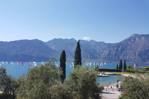 On the beautiful bay of Campagnola, just 2.5 km north of Malcesine