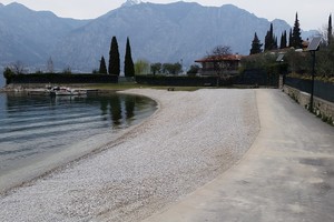 Nella baia di Campagnola a solo 2,5 km da Malcesine